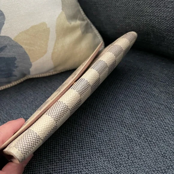 Louis Vuitton | Damier Azur Rose Pink Wallet - Picture 9 of 14